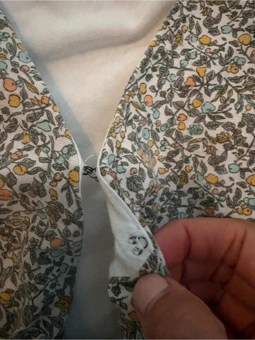 Abercrombie Floral Tie-Front Crop Top & Shorts Set - White/Olive